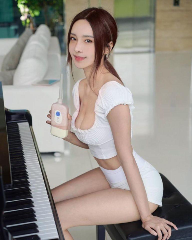 马来西亚钢琴女神李元玲，「中毒挨针」深U背心出院