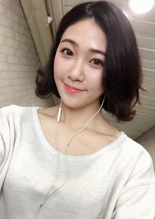 梁惟翔(惟惟 , Viviana Weiwei)人物生平生涯评价全纪录